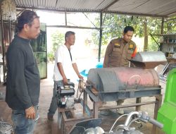 Satgas Pol PP Tanjung Morawa Sosialisasikan Pentingnya Pengelolaan sampah di KSM Bangun Sari Bersih