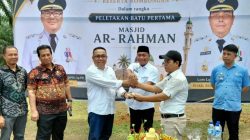 Wakil Bupati Deli Serdang Melakukan Peletakan Batu Pertama Masjid yang Ar-Rahman